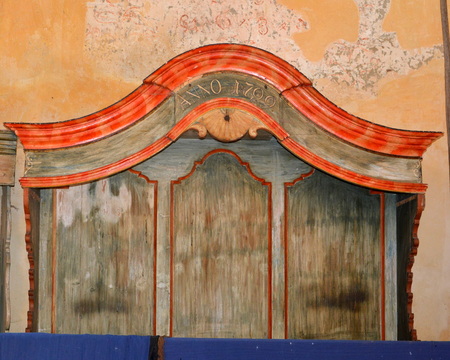 Inside the church of the fortified medieval saxon evangelic church in the village CloaÈterf (Klosderf, Klosdorf, Nickelsdorf), Transylvania, Romania.のeditorial素材