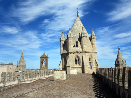 The Gothic tower of Evora's XIII century cathedral. The city of Evora has an extremely rich historical patrimony - a UNESCO world heritage location.のeditorial素材