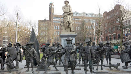 historic rembrandt square in downtown amsterdamのeditorial素材