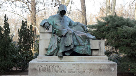 anonymous statue in bronze. budapest, hungaryのeditorial素材