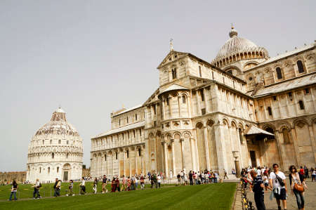 PISA, TOSCANY, ITALY - MAY 22, 2014- view of piazza with cathedral and duomoのeditorial素材