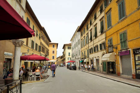PISA, TOSCANY, ITALY - MAY 22, 2014- cityscape of pisaのeditorial素材