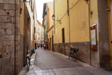 PISA, TOSCANY, ITALY - MAY 22, 2014- cityscape of pisaのeditorial素材