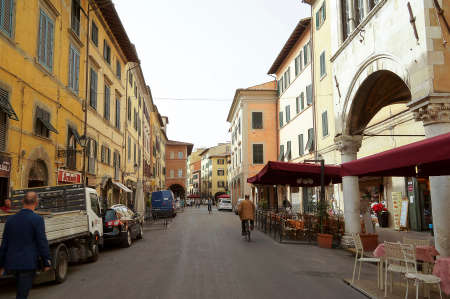 PISA, TOSCANY, ITALY - MAY 22, 2014- cityscape of pisaのeditorial素材