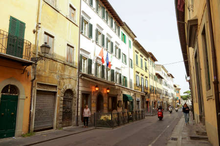 PISA, TOSCANY, ITALY - MAY 22, 2014- cityscape of pisaのeditorial素材