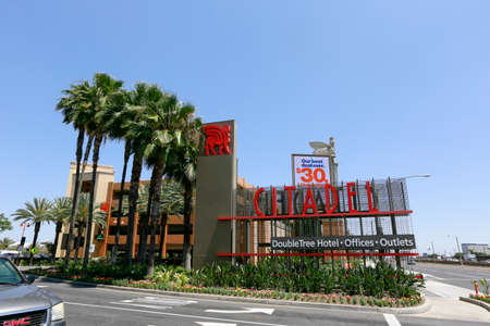 LOS ANGELES, CALIFORNIA, USA - JUN 02, 2015 - facade of citadel mall in los angelesのeditorial素材