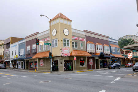 Ketchikan, Alaska - jul 23, 2018 - Dock St and Front St where is placed a souvenirs store, downtown Ketchikan.のeditorial素材