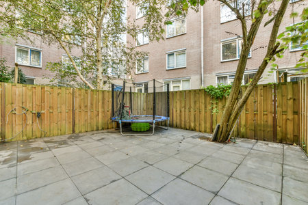 Beautiful view of a residential building yard