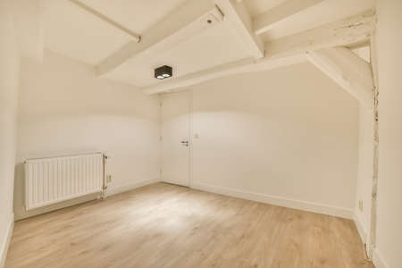 Interior of a spacious room without furnitureの写真素材