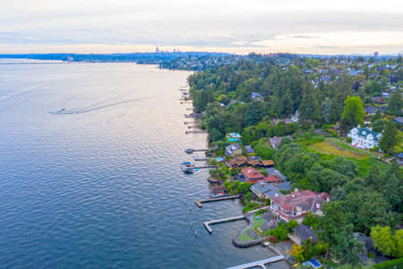 Seattle Windermere Sand Point Laurelhurst Neighborhoods Lake Washingtonの写真素材