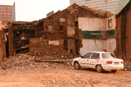 Beijing, China, March 12, 2006: The poor housing conditions that can be found throughout Chinaのeditorial素材