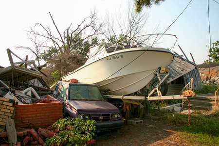 New Orleans, Louisiana, June 26, 2006: The aftermath in The Ninth Ward of Hurricane Katrina that stuck in August 2005のeditorial素材