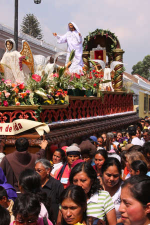 Antigua , Guatemala, April 10, 2009: Processions that take place every year on the Streets of Antigua during Holy Week or Semana Santaのeditorial素材