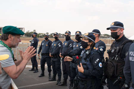 Brasilia, DF Brazil, September 6, 2021: Demonstrators Protesting against communism, calling for freedom and justiceのeditorial素材