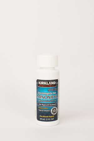 El Paso, Texas August 18 2023 Minoxidil a popular topical solution for hair regrowth treatment for menのeditorial素材