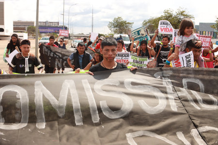 Brasilia, Brazil, August 30 2023 Indigenous Indians from Different parts of Brazil, Marching down the Esplanada dos Ministerios for The Future for our Children March in Brasiliaのeditorial素材