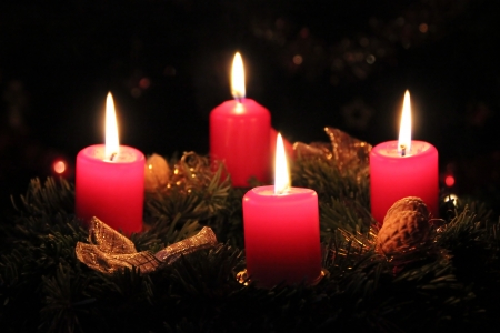 Advent wreath with burning candlesの写真素材