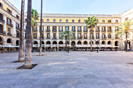 BARCELONA, SPAIN - November 10: Plaza Real Placa Reial . Royal Square Catalonia beautyのeditorial素材