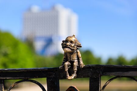 Kaliningrad, Russia - June 08 2018: The first bronze figure of Khomlin in Kaliningrad, located on the Honey bridgeのeditorial素材