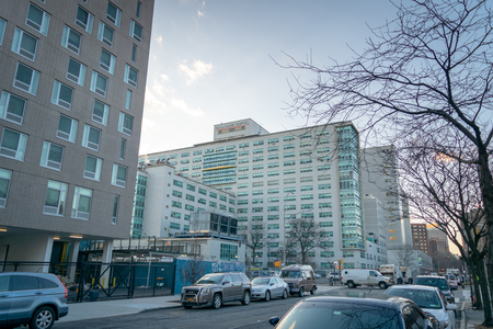 New York City, NY/USA - 01/24/2019: Wide angle shot of the Metropolitan Hospital in Upper Manhattanのeditorial素材