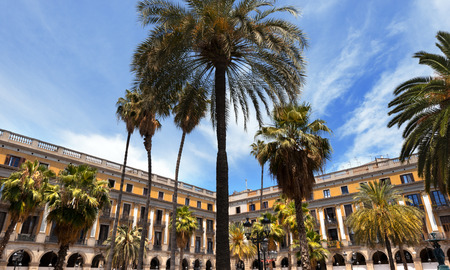 Placa Reial  in Spanish Plaza Real  meaning  Royal Plaza  is a square in the Barri Gotic of Barcelona, Catalonia, Spain  It lies next to La Rambla のeditorial素材