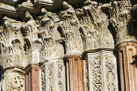 Detail of columns and capitals of the Siena Cathedral (Santa Maria Assunta) 1220-1370. Toscana...