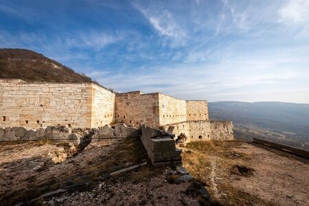 Old ruins of the Fort Mollinary (Forte di Monte) of the Austrian empire (1849-1852) built to protect the border on the Adige Valley near Verona, Veneto, Italy, Europeの写真素材