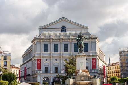 The Royal Theater (Teatro Real, 1850) in Orient Square (Plaza de Oriente) with the bronze statue of King Philip IV, Madrid downtown, community of Madrid, Spain, Europeのeditorial素材