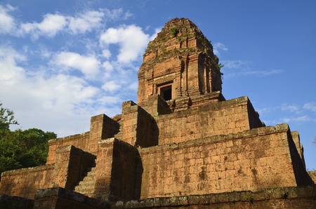 Phnom Bakheng hindu temple constructed more than two centuries ago の写真素材