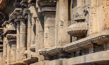 Pillars in the indian Kapaleeswarar temple , Chennai, Indiaの写真素材