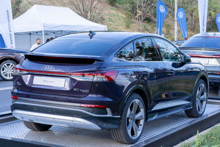 Galati, Romania - September 15, 2021: 2021 Audi Q4 e-tronのeditorial素材