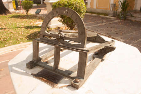 Sundial located in Wat Niwet Thammaprewat Thailandの写真素材