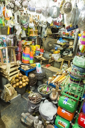 Illustrative documentary. Pondicherry, India, February 21, 2014. Sales of fruits vegetables and flowers in the main market, daily market.のeditorial素材