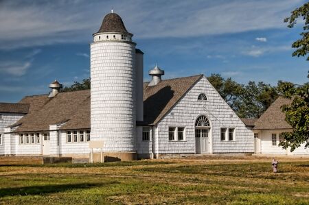 A vintage dairy farm.のeditorial素材