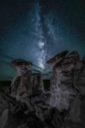 Hoodoos in Southern Utah at Nightの写真素材