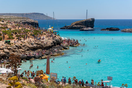 Holidays at Blue lagoon on island Comino, Maltaのeditorial素材