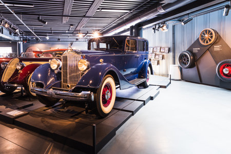 Packard Eight model 1100 - Classic retro car. Riga motor museumのeditorial素材
