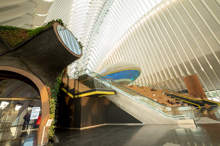 Panorama outside CaixaForum Valencia, Museum of Sciences and Artsのeditorial素材