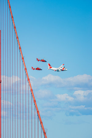 USGC - Fleet Week San Francisco - Toby Harrimanのeditorial素材