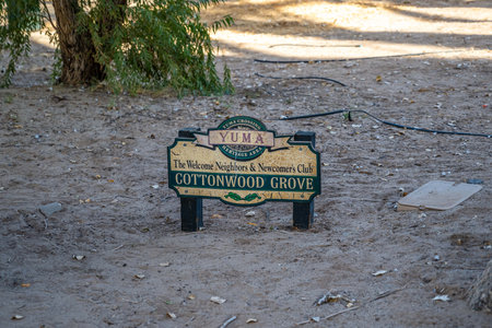 An entrance road going in Yuma, Arizonaのeditorial素材