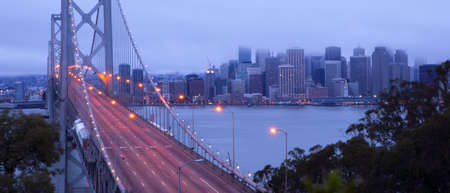 Traffic moves into downtown San Francisco early in the morningの写真素材