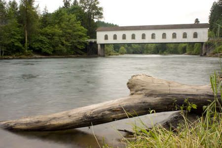 The Goodpasture Bridge spans the McKenzie Riverの写真素材