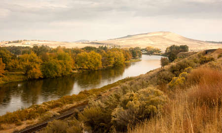 The Yakima River meanders through rich farmlandの写真素材