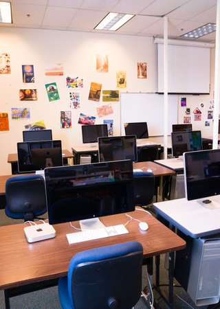 LAKEWOOD, WASHINGTON/UNITED STATES- MAY, 1: A classroom filled with computers on the Clover Park Technical College campus May 1, 2014.のeditorial素材