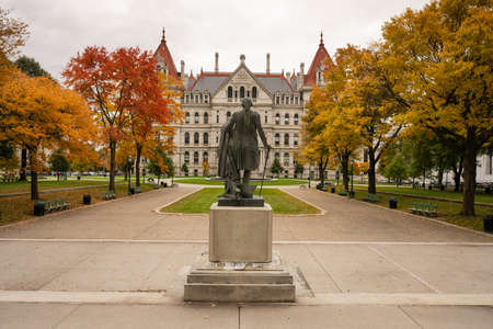Full Size sculpture on the lawn in front of the New York statehouse in Albanyの写真素材