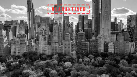 Wall of buildings at the edge of Central Park