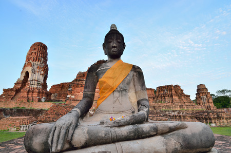 Ancient buddha image in templeの写真素材