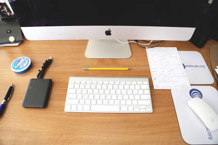 apple, mac, computer, desktop, keyboard, mouse, technology, desk, office, paper, notes, pencil, pen