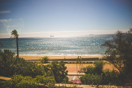 nature, coast, shore, beach, water, ocean, sea, splash, parking, trees, sky, clouds, horizon