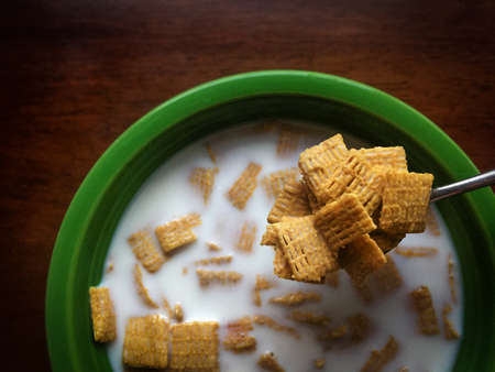 food, eat, breakfast, cereals, milk, bowl, spoon, wood, table, still
